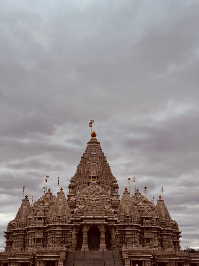 Sacred Places Every Hindu Should Visit – Ultimate Divine Guide Sacred Places Every Hindu Should Visit in India